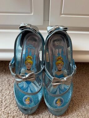 Girls Disney Princess Cinderella blue Mary Jane dress up shoes